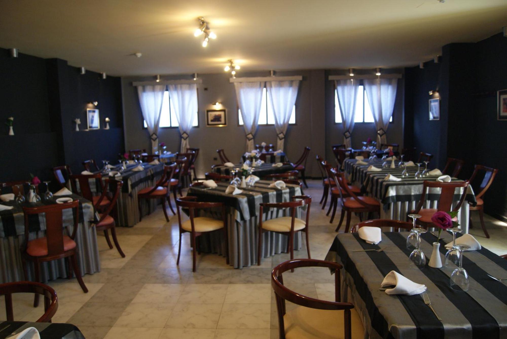 Hotel Vazquez Diaz Nerva Екстер'єр фото