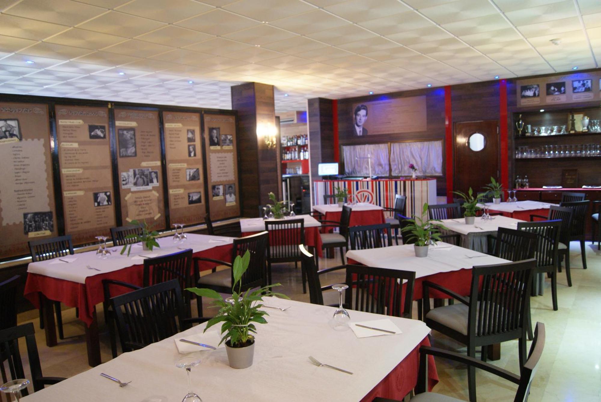 Hotel Vazquez Diaz Nerva Екстер'єр фото